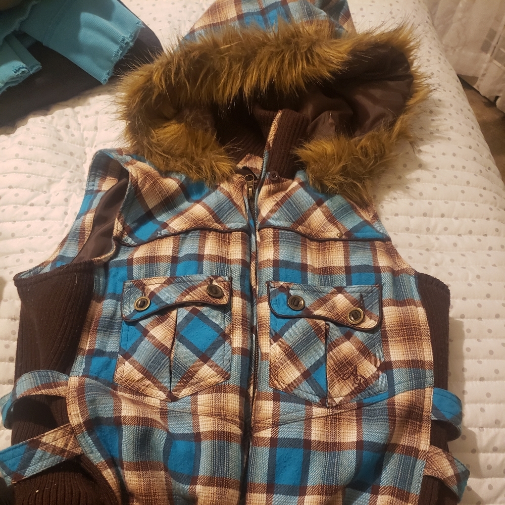 Adorable med vest fur hoodie